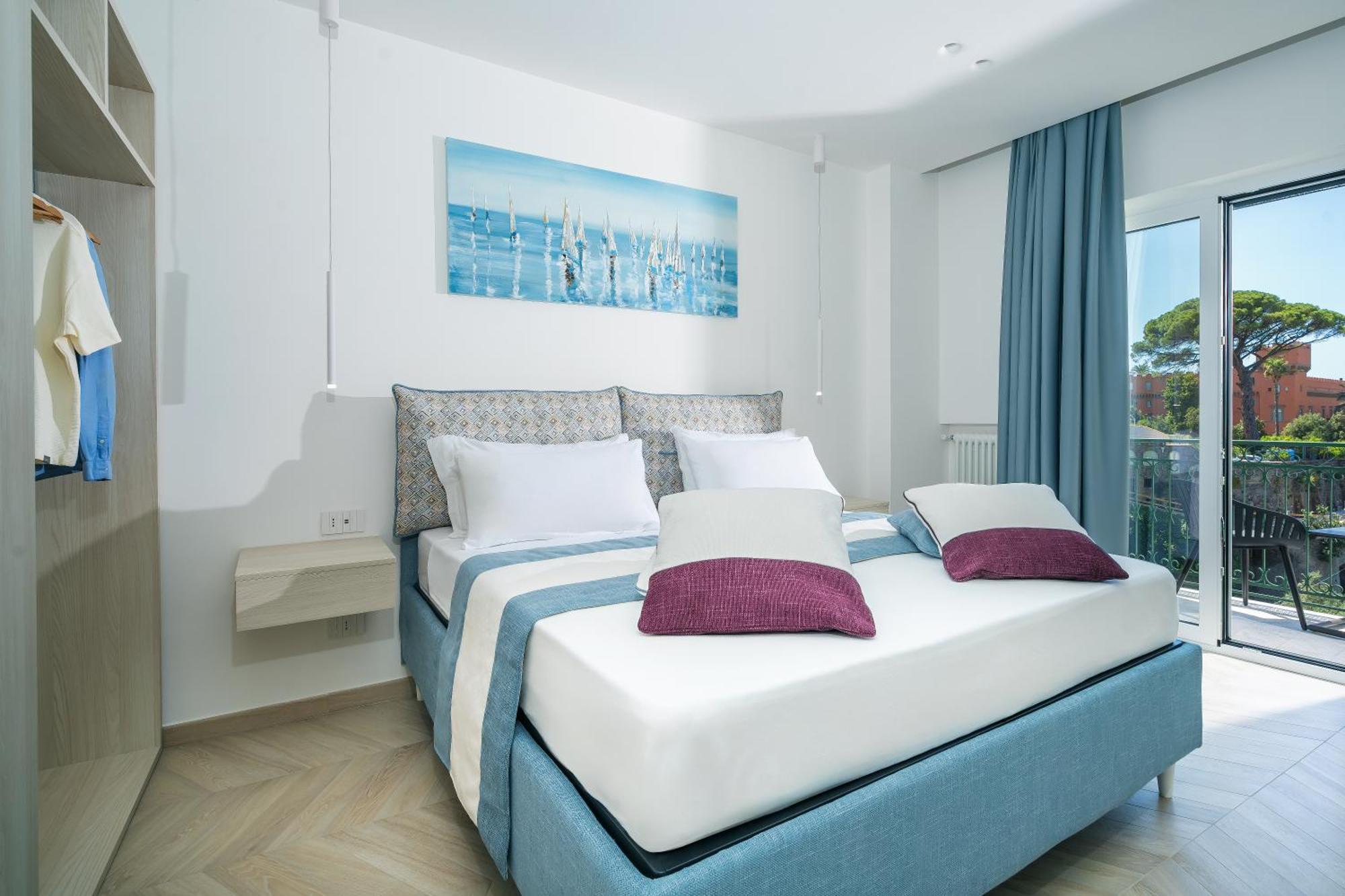Sea View Deluxe Apartments Vico Equense Exterior foto